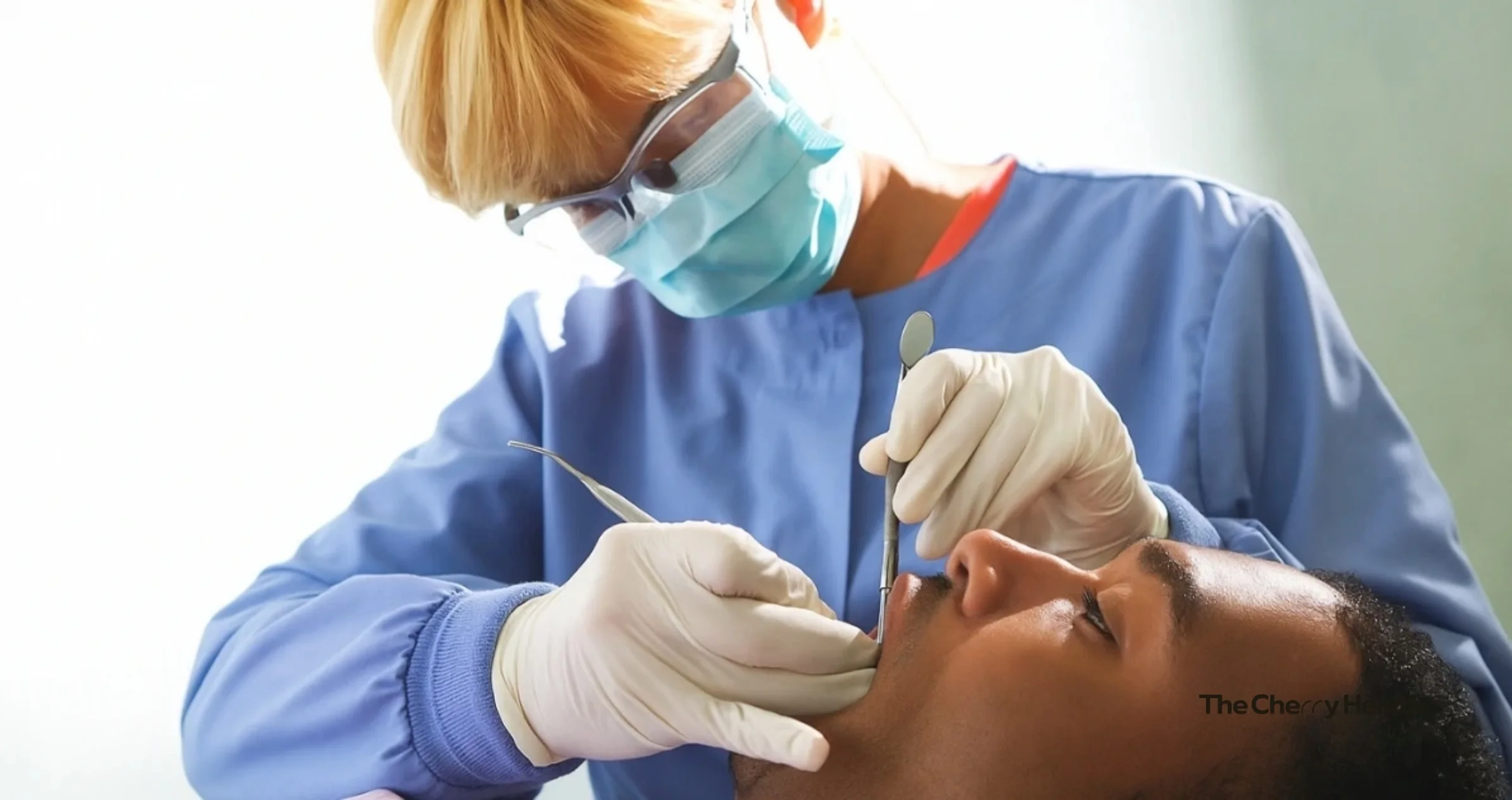 Higienistas dentales: qué hacen, formación, sueldo y oportunidades en España