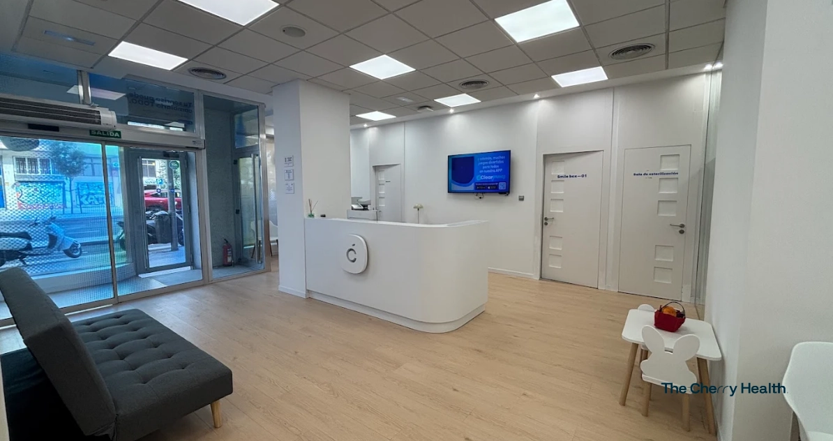 Clínica dental llave en mano: qué incluye y qué no